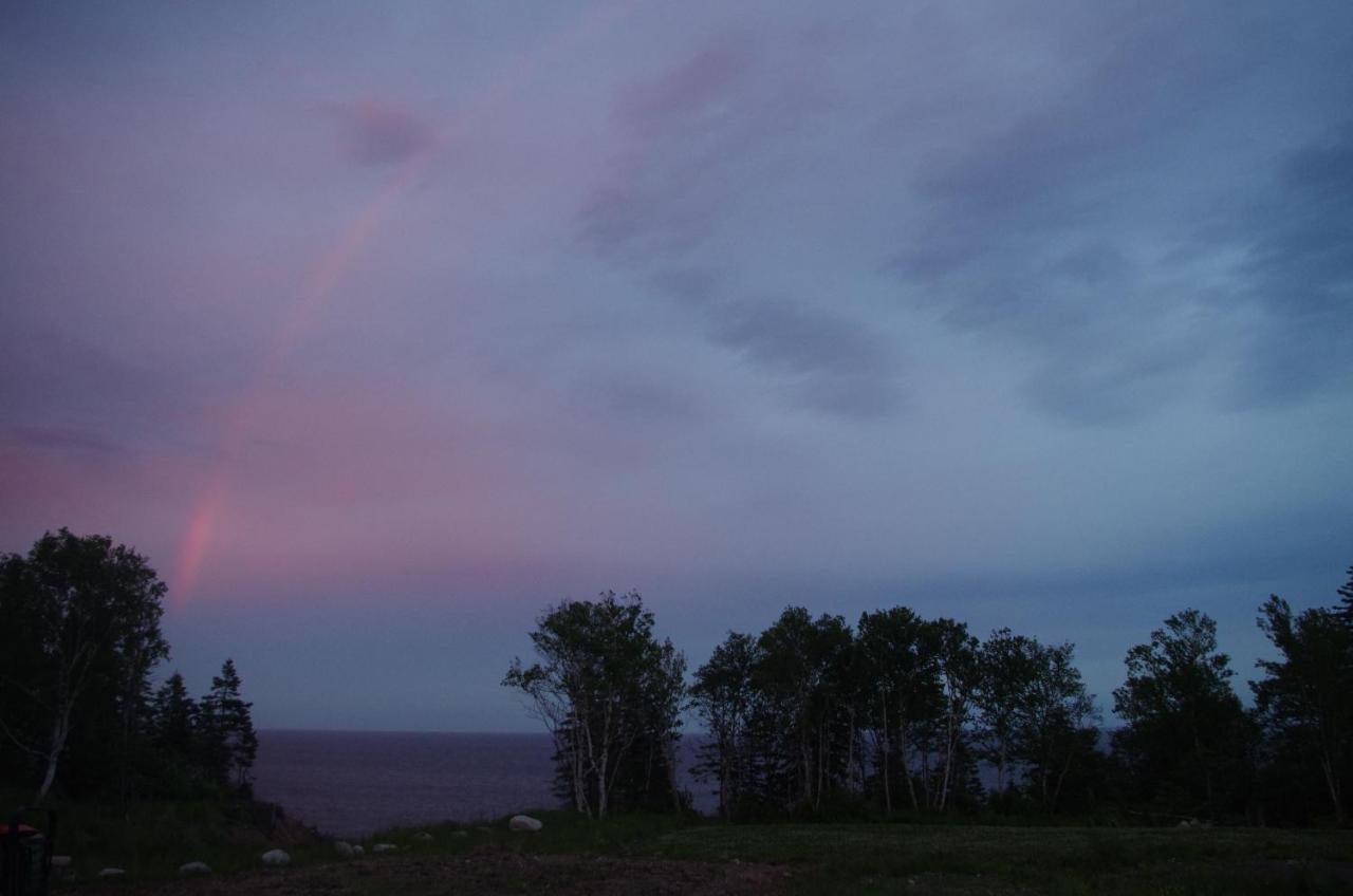 North Shore Retreat - Off-Grid - Oceanfront Indian Brook 外观 照片